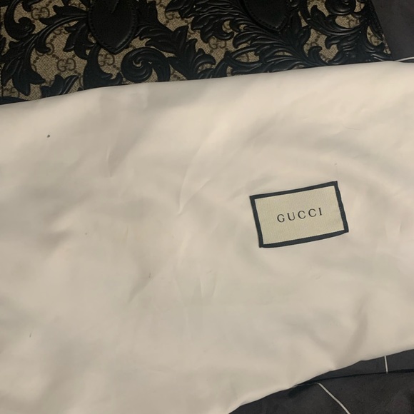 Gucci Convertible Gusset Tote
Arabesque GG Coated Canvas... - Picture 1 of 12